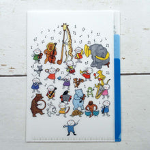 Load image into Gallery viewer, Clear Folder A5 Quu Animal of Music Corps | cf-076