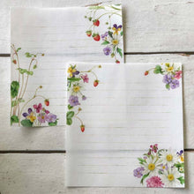 Load image into Gallery viewer, Stationery Paper Pad Bloom Strawberry Margaret | pd-391