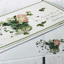 Load image into Gallery viewer, Stationery Paper Pad Fujico Hashimoto Series Rose and Potentilla Hebiichigo | pd-146