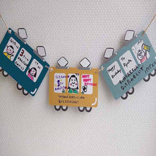 Load image into Gallery viewer, Massage Garland Train | sk-023