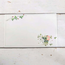 Load image into Gallery viewer, Stationery Paper Pad Fujico Hashimoto Series Rose and Potentilla Hebiichigo | pd-146
